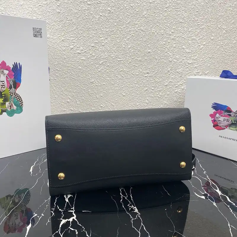 Pra*a bags 204b570058