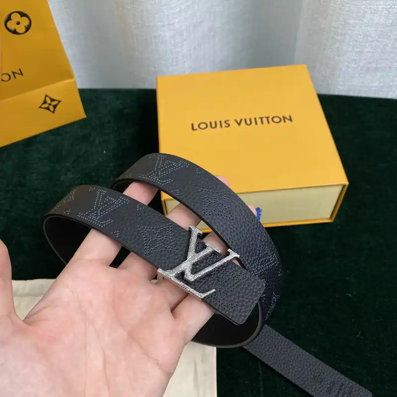 LV Belts 2202XA0049