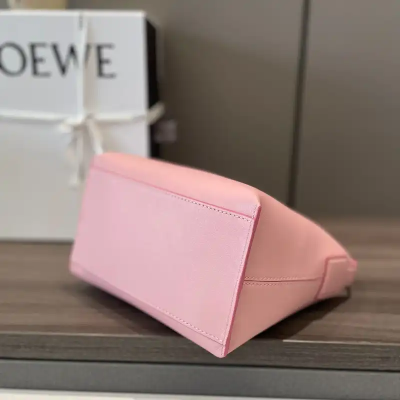 L0ew* bag 2210ya0044