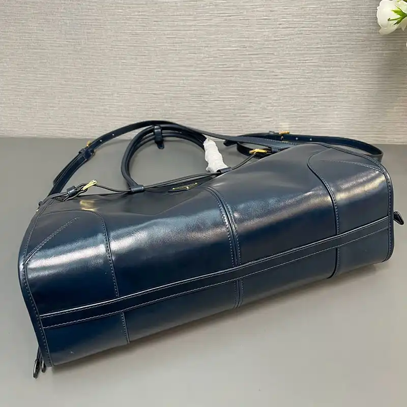 Pra*a bags 2409ya0004