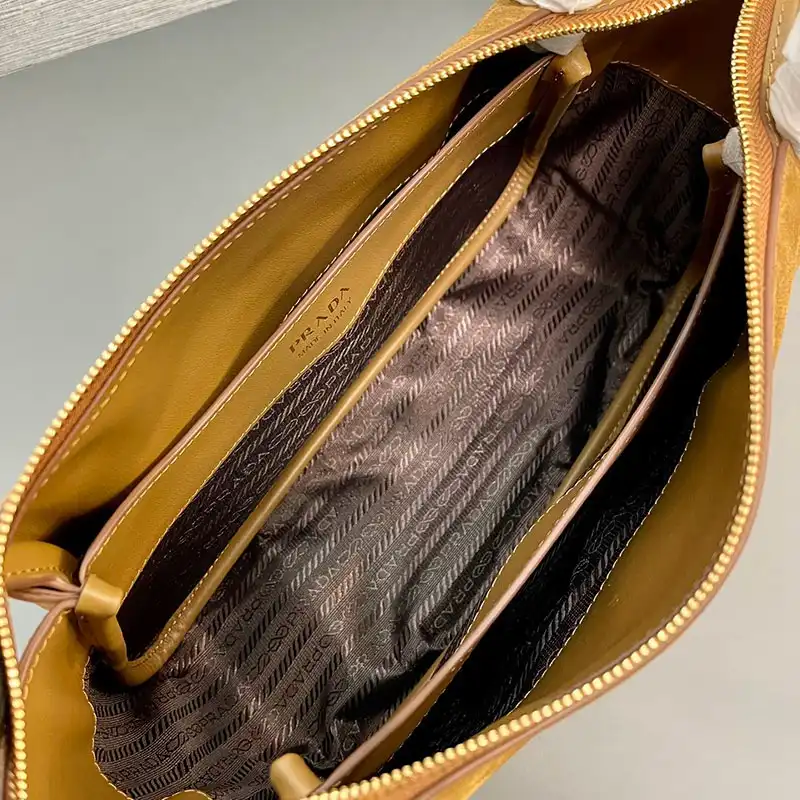 Pra*a bags 2410ya0103