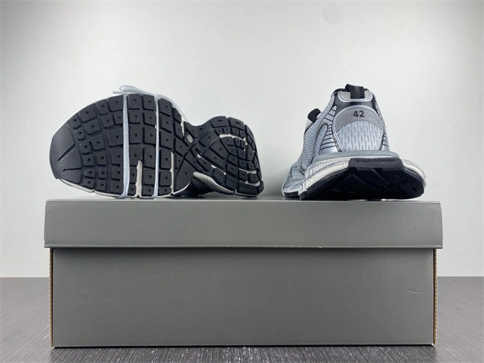 Ba*len*cia*ga -phantom sneaker w1rb5 bold 4407