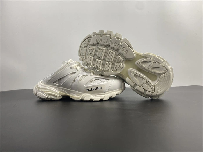 Neat BLCG Track Mule White  653813 W3CP3 4486