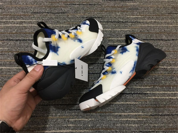 DR Sneakers Unique 1333