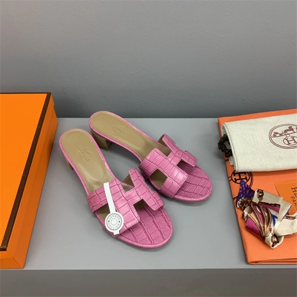 H Slipper Unisex 2365