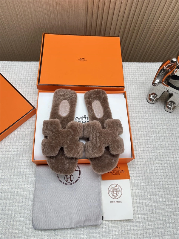 h slipper S*pportive 2383