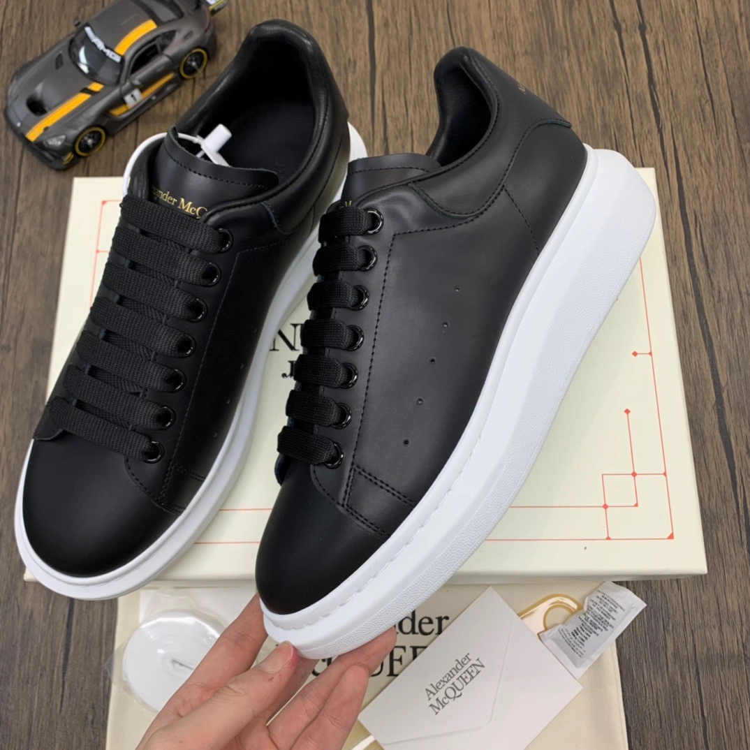 McQuen Black White Sole 553680WHGP FreshLook 2488