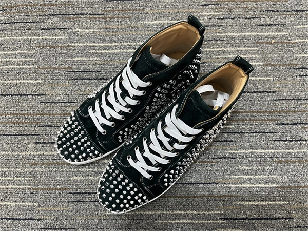 Ch**an louboutin modernlook 2667