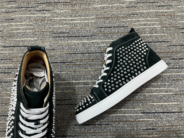 Ch**an louboutin modernlook 2667